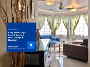 Cozy Kelana Jaya Semi-D Apt near Mall, College & Hospital